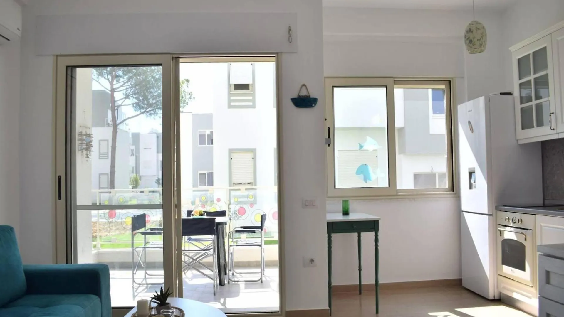 Relaxing 1-Bedroom Getaway With Pool Plazhi San Pietro